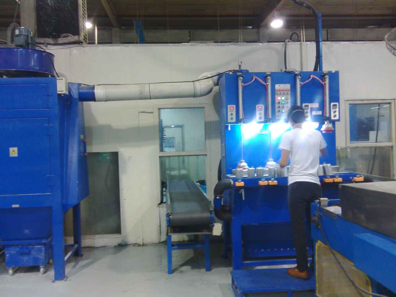 熱水壺、口杯內壁噴砂機